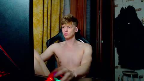 Tom and Betty online show from January 18, 2026, 3:32 am