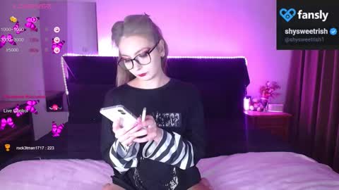 Snapshot of shysweetrish chatting on October 8, 2025, 12:41 am shysweetrish online show from October 8, 2025, 12:41 am