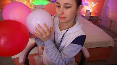 shyy_jany online show from March 2, 2026, 7:15 am