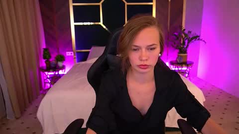 Snapshot of shyysiren chatting on September 10, 2025, 6:24 am shyysiren online show from September 10, 2025, 6:24 am