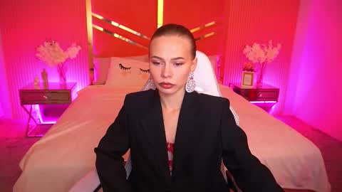 Snapshot of shyysiren chatting on October 2, 2025, 6:20 am shyysiren online show from October 2, 2025, 6:20 am