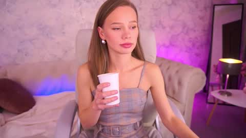 Snapshot of shyysiren chatting on October 23, 2025, 7:29 am shyysiren online show from October 23, 2025, 7:29 am