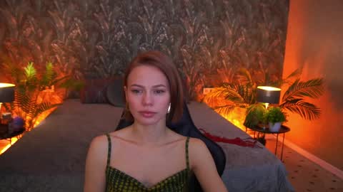 shyysiren online show from June 1, 2026, 6:59 am