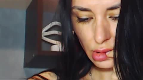 Snapshot of siaconna chatting on January 20, 2025, 7:04 am Siaconna online show from January 20, 2025, 7:04 am