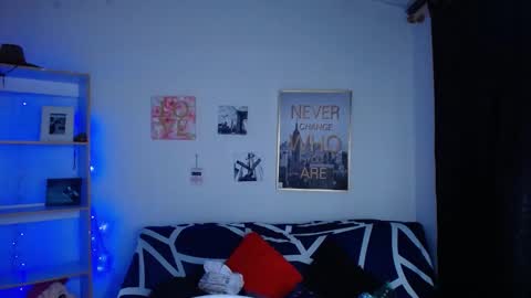 sian online show from December 2, 2024, 7:27 pm