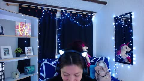 sian online show from March 3, 2025, 3:09 pm