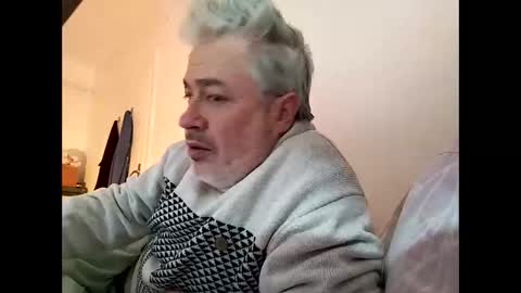 Snapshot of sibemolx chatting on February 3, 2026, 8:52 am sibemolx online show from February 3, 2026, 8:52 am