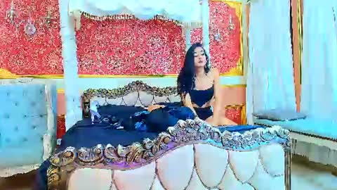 SinnaDark online show from June 9, 2026, 11:33 am
