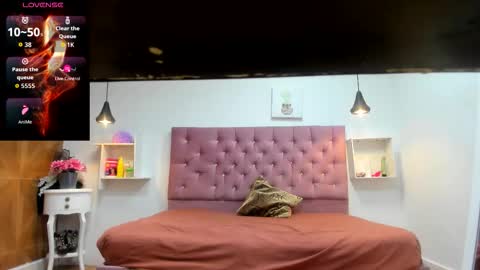 sienna_glow online show from September 27, 2025, 12:43 pm