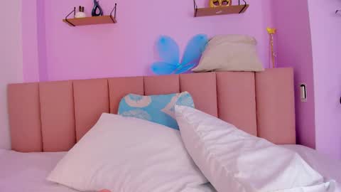 Snapshot of sienna_mg12 chatting on November 20, 2025, 12:16 pm sienna_mg12 online show from November 20, 2025, 12:16 pm