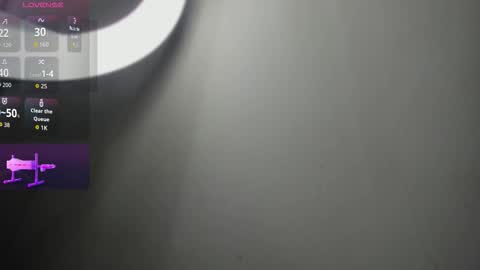 Keira online show from October 23, 2025, 11:31 am