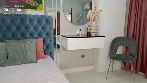 Sienna online show from April 18, 2026, 11:14 am