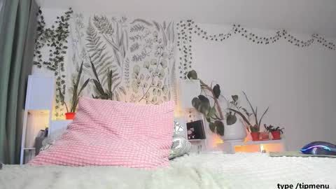 Snapshot of sierra_diamond chatting on February 15, 2026, 4:25 pm Si online show from February 15, 2026, 4:25 pm