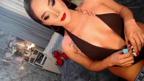 Snapshot of sierrafina_mcbride chatting on May 11, 2026, 4:04 pm Sierrafina online show from May 11, 2026, 4:04 pm