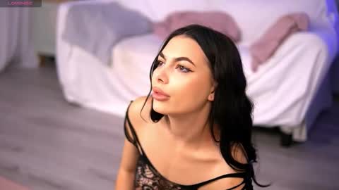 Maria online show from October 6, 2025, 4:54 am