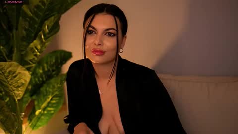 Maria online show from November 19, 2025, 11:10 am