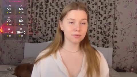 Chloe online show from October 20, 2025, 5:08 am