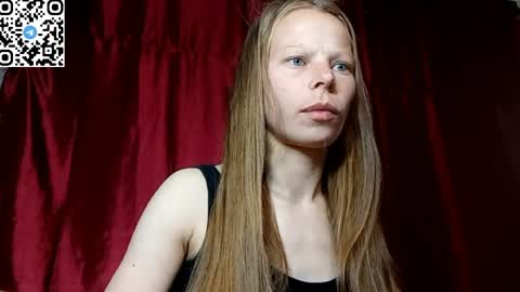 JULIANA online show from April 8, 2026, 7:03 pm