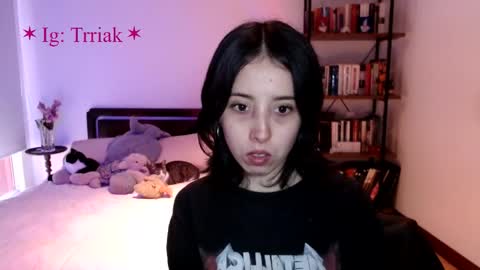 silkbite online show from March 5, 2026, 9:44 pm