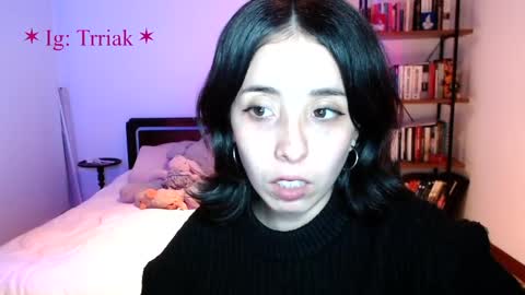 silkbite online show from April 14, 2026, 2:06 am