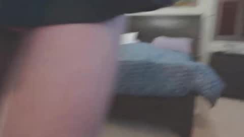 Silkylvr Crossdresser online show from December 21, 2025, 5:20 pm