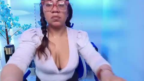 Silvana  online show from July 21, 2026, 7:05 pm