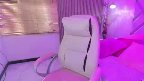 Snapshot of silvana_monroe chatting on June 23, 2026, 1:09 pm SIlvana online show from June 23, 2026, 1:09 pm