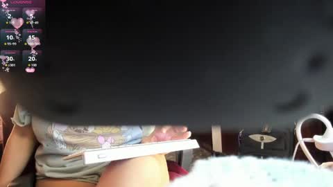 Snapshot of silver__love chatting on May 25, 2026, 12:55 pm Silver online show from May 25, 2026, 12:55 pm