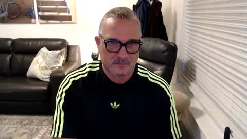 silveroli187 online show from September 20, 2025, 2:40 pm