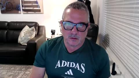 silveroli187 online show from October 2, 2025, 3:30 pm