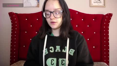 silvia_ls online show from January 5, 2025, 9:25 pm