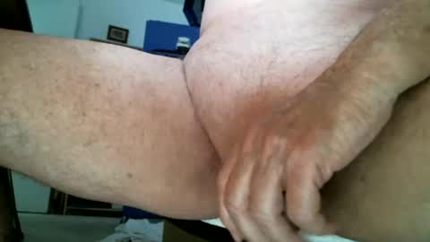 Snapshot of silvrfoxxx chatting on May 23, 2026, 5:39 pm Sugr online show from May 23, 2026, 5:39 pm