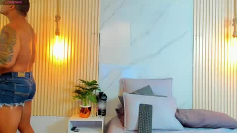 simeone_panda online show from February 11, 2025, 6:22 pm