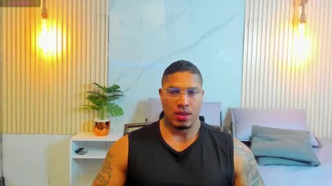 simeone_panda online show from February 21, 2025, 1:11 pm