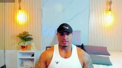 simeone_panda online show from March 4, 2025, 2:53 pm