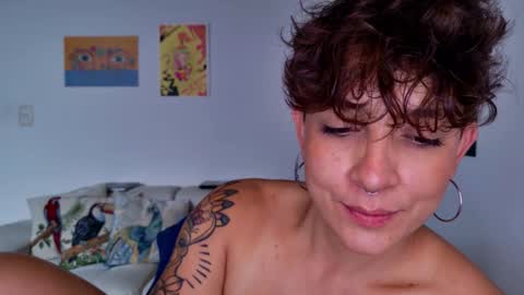 Sim. online show from October 15, 2025, 4:51 pm