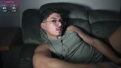 Snapshot of simoon_01 chatting on November 4, 2025, 3:49 am SIMOON online show from November 4, 2025, 3:49 am