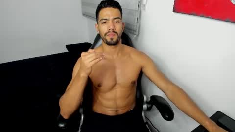Snapshot of simple_guyy chatting on June 19, 2026, 5:56 am Andrey online show from June 19, 2026, 5:56 am