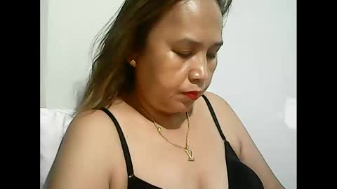 Carolyn online show from November 20, 2025, 5:40 am