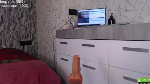 Snapshot of simplegirl1996 chatting on March 3, 2025, 1:20 pm regina online show from March 3, 2025, 1:20 pm