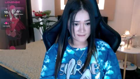 Snapshot of simplykhate chatting on October 10, 2025, 1:59 am Adrianna Fowler online show from October 10, 2025, 1:59 am