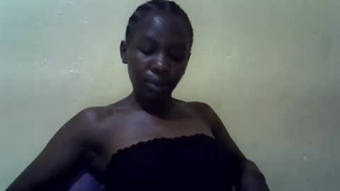 Snapshot of simplyloy33 chatting on July 5, 2026, 8:16 pm simplyloy33 online show from July 5, 2026, 8:16 pm