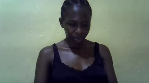 Snapshot of simplyloy33 chatting on July 10, 2026, 7:12 am simplyloy33 online show from July 10, 2026, 7:12 am