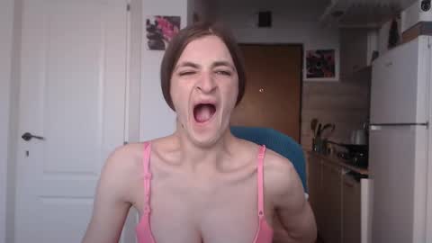 simyhvn online show from March 8, 2025, 5:17 am