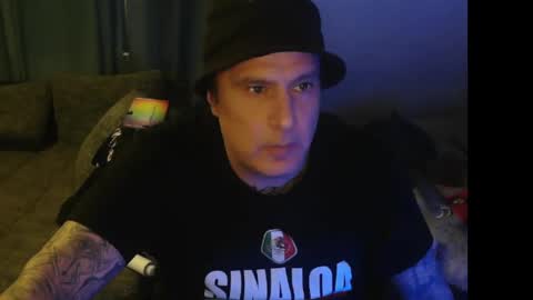 Snapshot of sinalco1975 chatting on September 17, 2025, 2:24 am sinalco1975 online show from September 17, 2025, 2:24 am