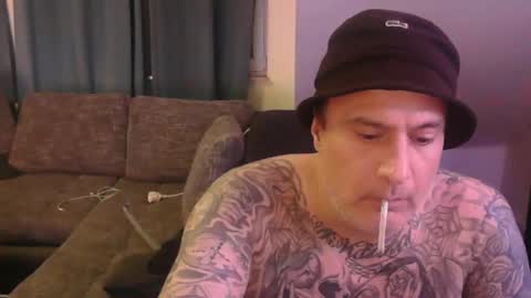 sinalco1975 online show from November 13, 2025, 3:49 am