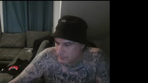 Snapshot of sinalco1975 chatting on June 17, 2026, 2:14 am sinalco1975 online show from June 17, 2026, 2:14 am