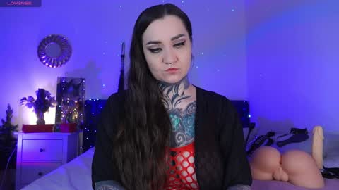 Snapshot of sindeleros chatting on December 9, 2024, 1:34 pm Ms. Sindel online show from December 9, 2024, 1:34 pm