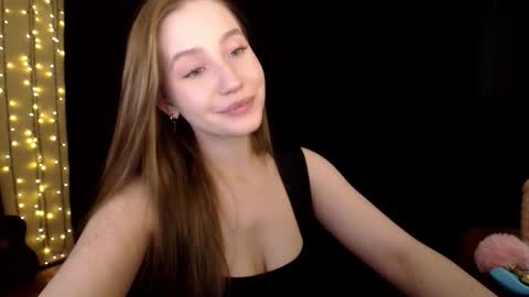 Sindi online show from November 11, 2025, 5:02 pm