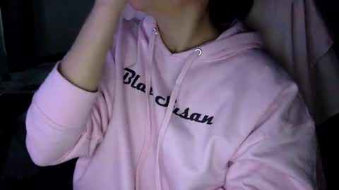 Snapshot of sindrastone chatting on December 24, 2024, 10:06 pm Sindra online show from December 24, 2024, 10:06 pm